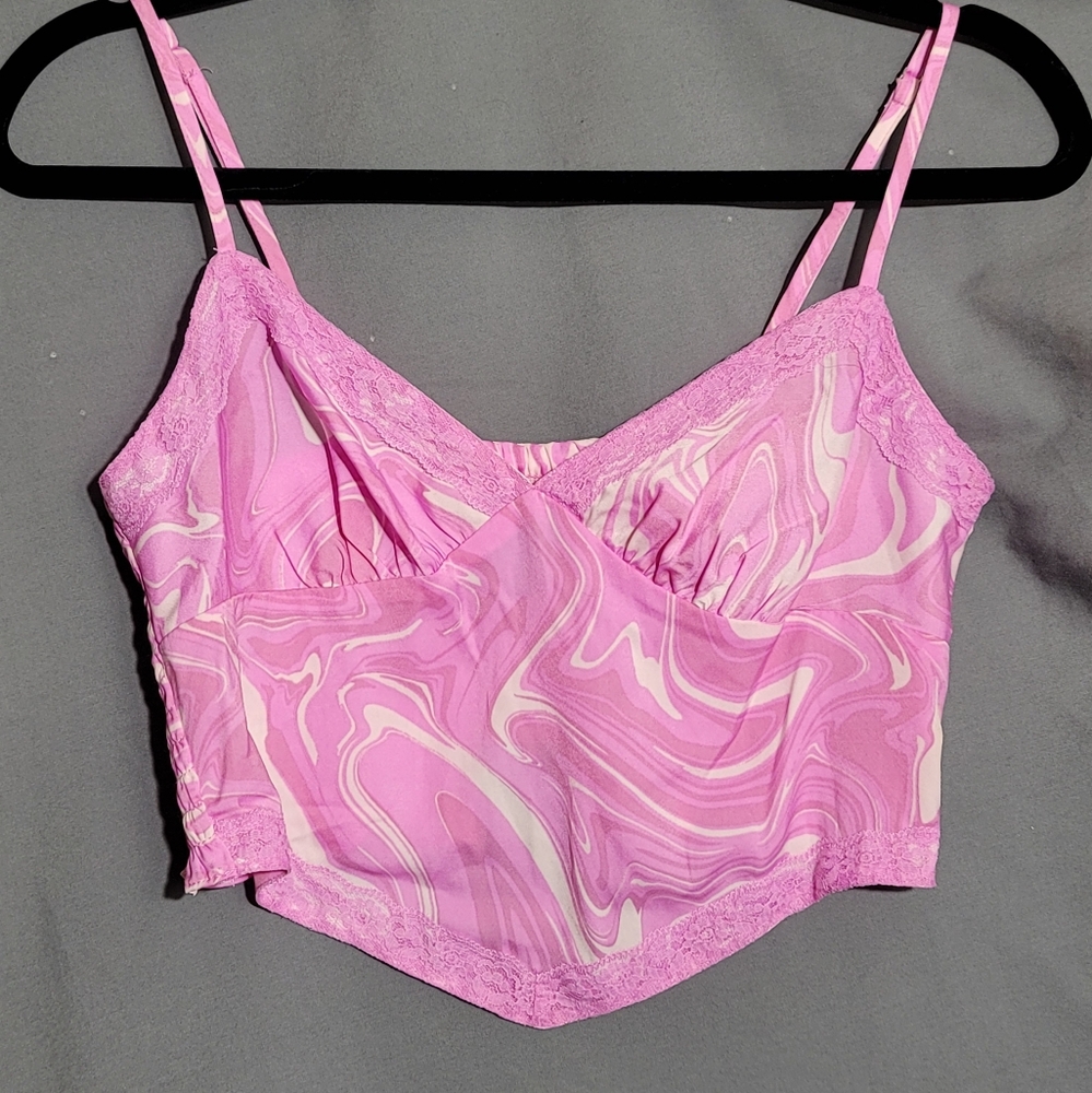 NWT Wild Fable Pink and White Swirl Crop Top